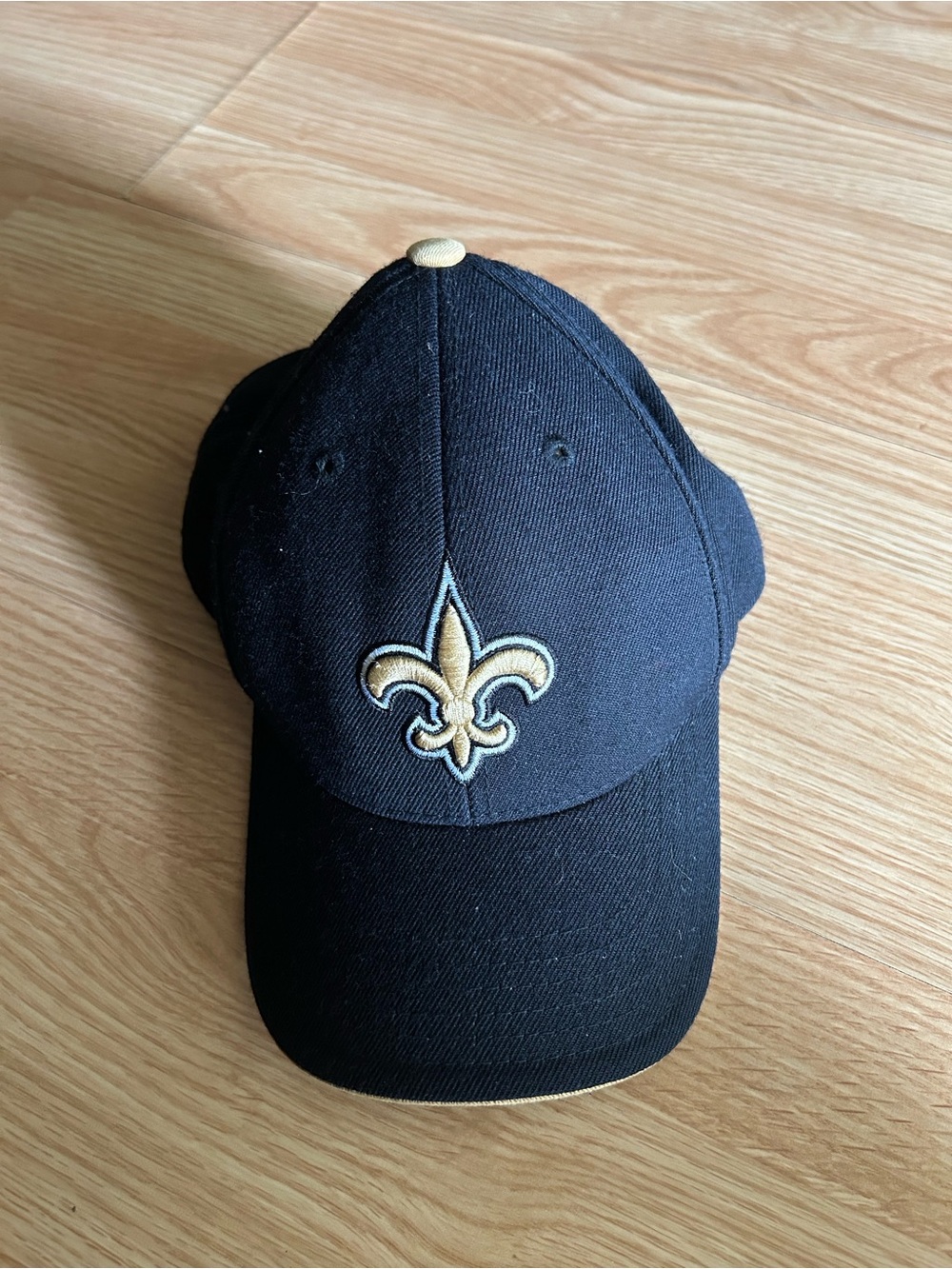 NFL Team Apparel New Orleans Saints Youth OS